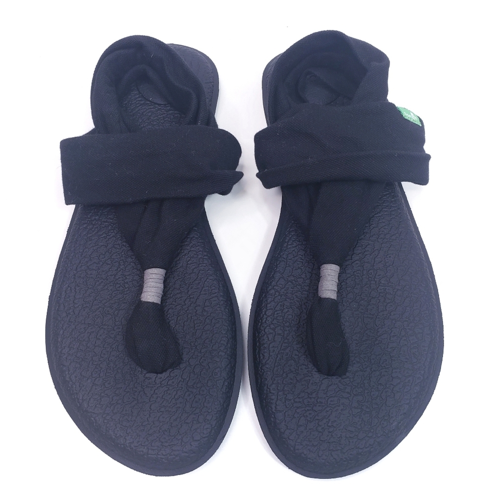 Sanuk Black Yoga Sandals Size 7